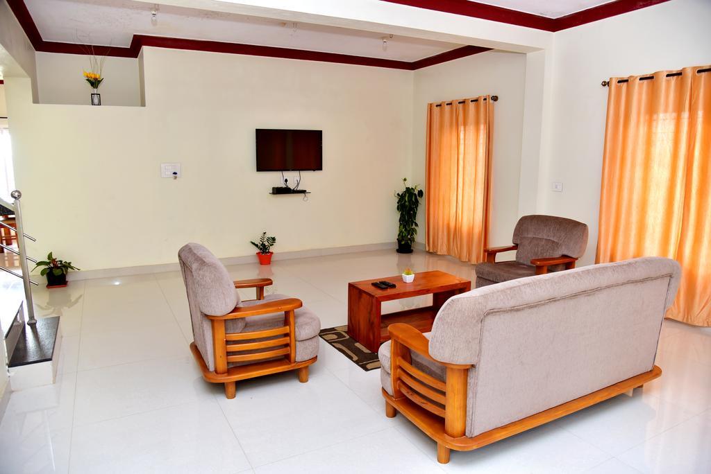 מדיקרי Holidayincoorg Orchid Villa מראה חיצוני תמונה